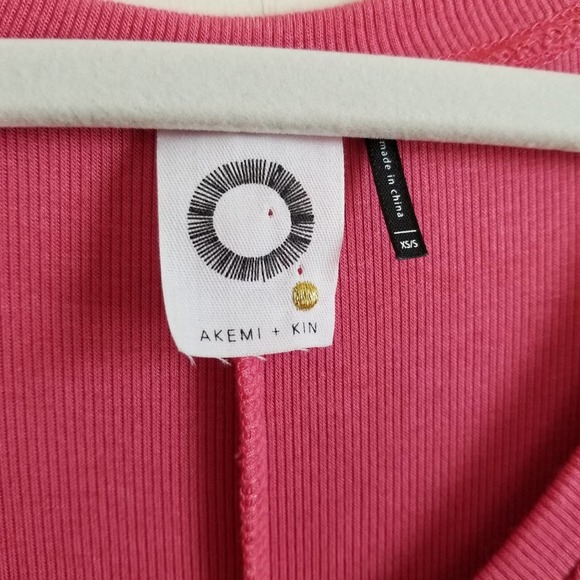 Anthro Akemi + Kin Capa Fluttered V-Neck Tunic S - Picture 3 of 5